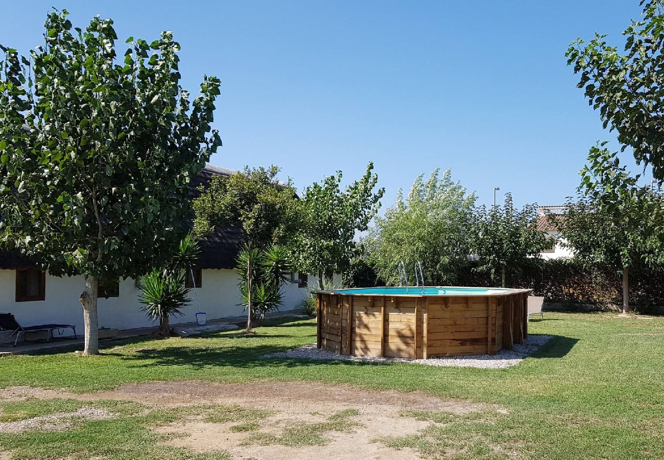 Casa rural en Sant Jaume d'Enveja - B. VERDA - Barraca típica del Delta del Ebro