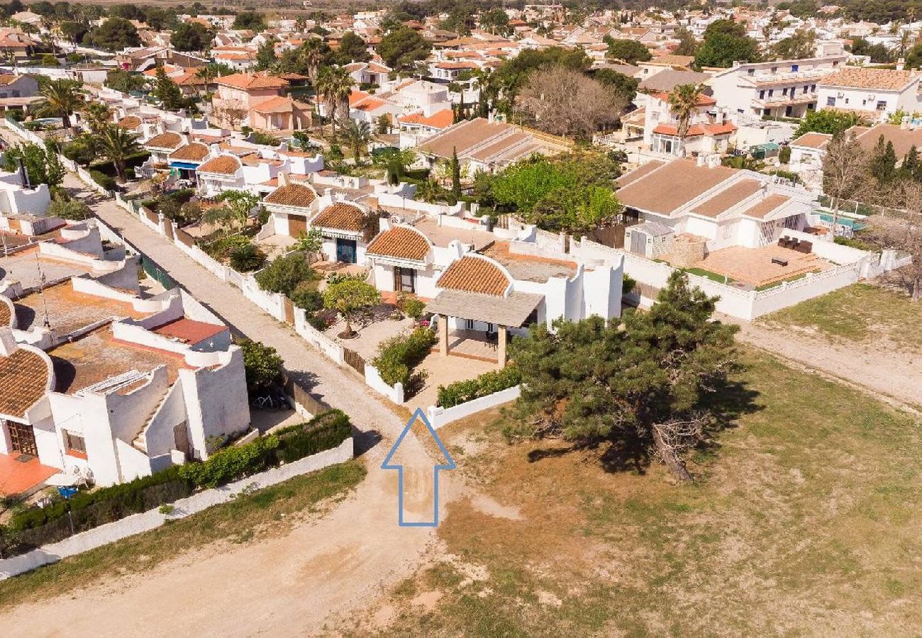 Casa adosada en Riumar - EUSEBIO - Casa en Riumar en primera linea de mar