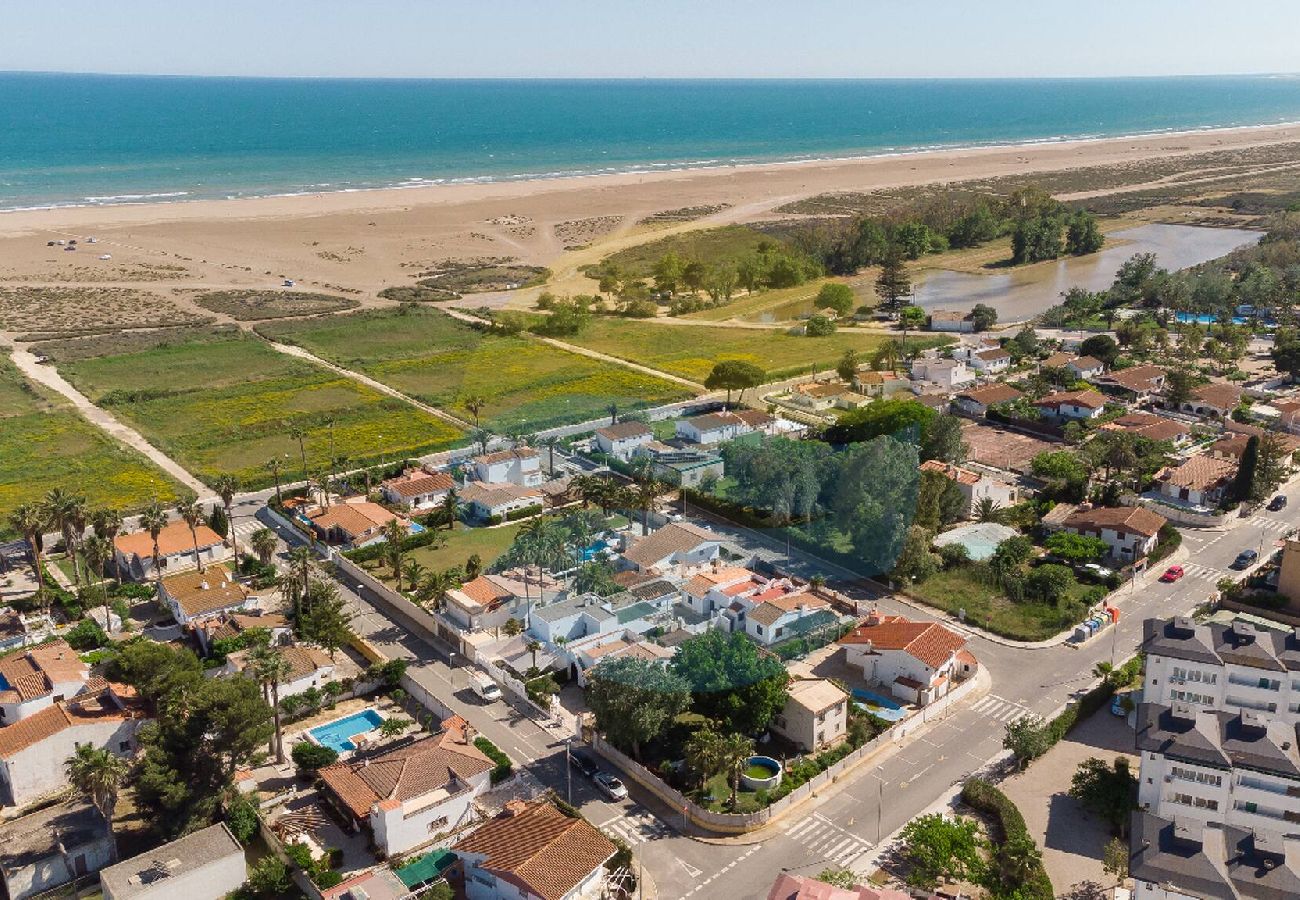 Casa en Amposta - EUCALIPTUS - Casa junto a la playa del Trabucador