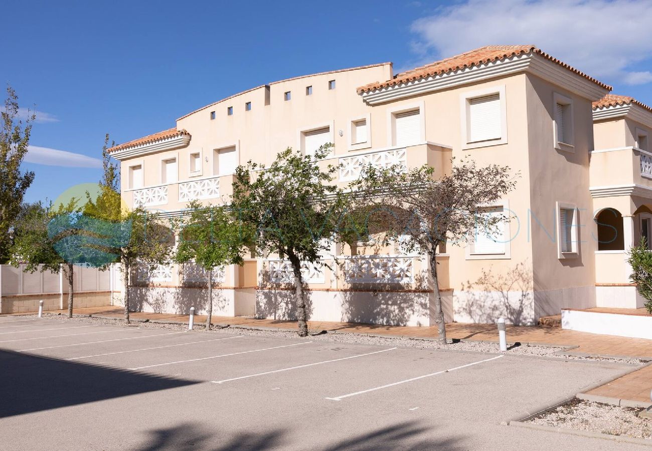 Apartamento en Riumar - ALBOSCMAR - Apartamento en Riumar con piscina