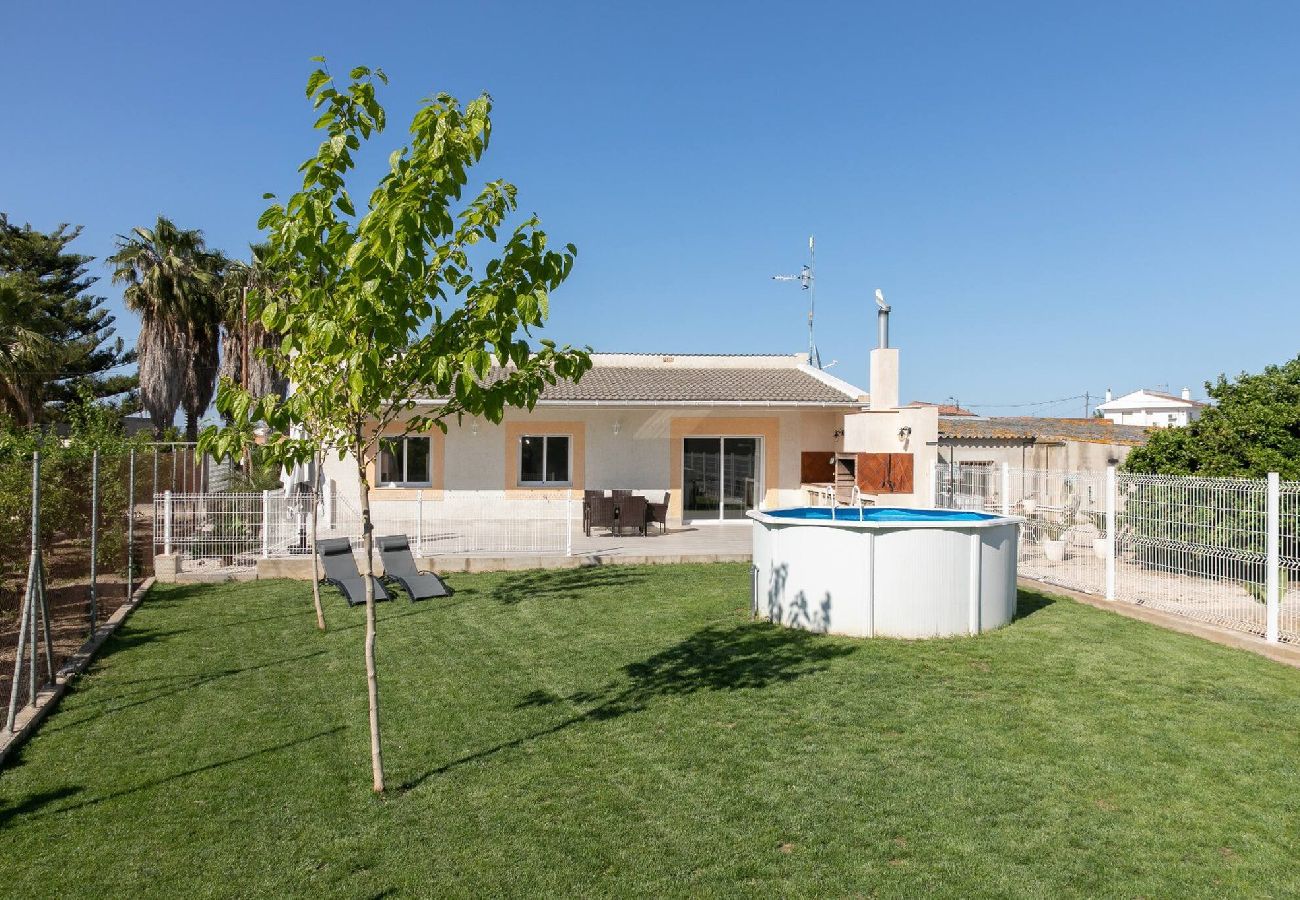 Casa en Deltebre - AIMAR - Casa con piscina privada y barbacoa