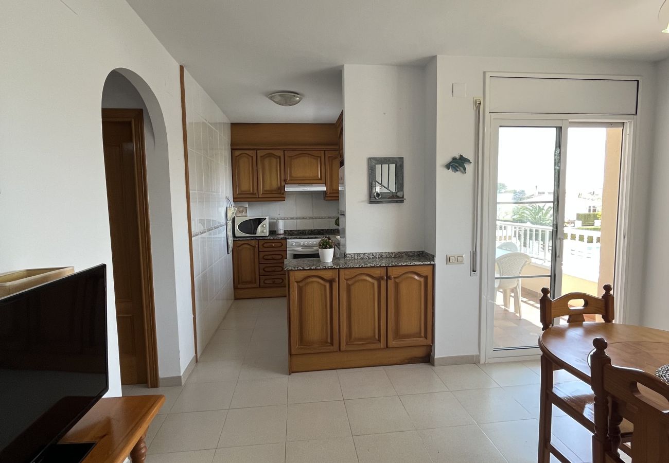 Apartamento en Ampolla - SA CALMA - Dúplex con piscina y cerca de la playa