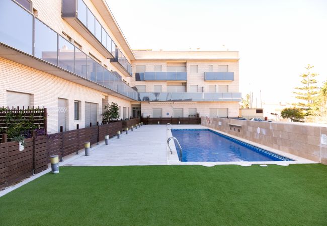 Apartamento en Deltebre - ALBOSCRIU - Dúplex con piscina y barbacoa