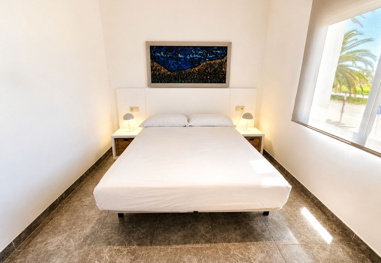 Casa en Poblenou del Delta - LLEVANTADA - Casa con piscina privada i barbacoa