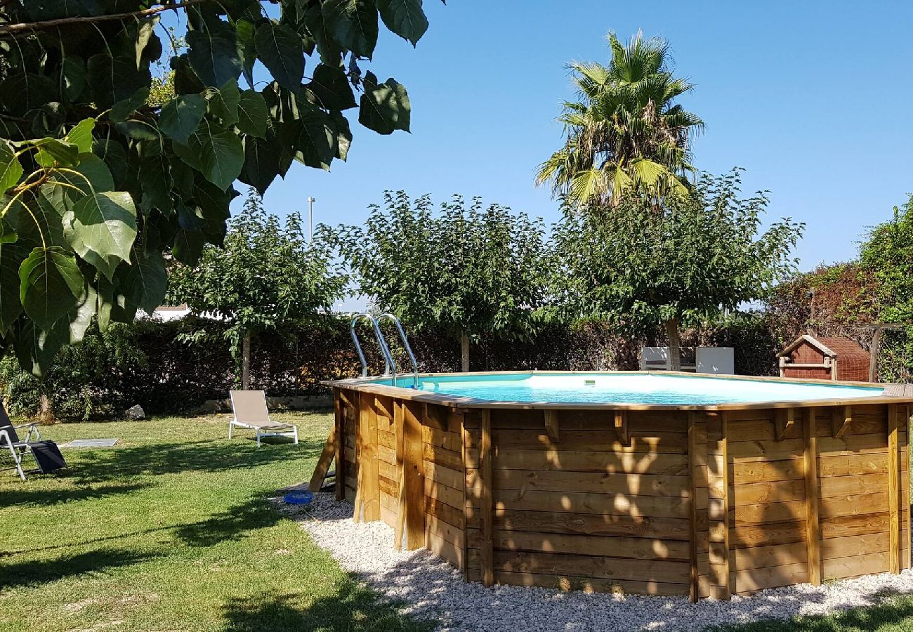 Casa rural en Sant Jaume d'Enveja - B. GRAN - Barraca del Delta para 16 personas