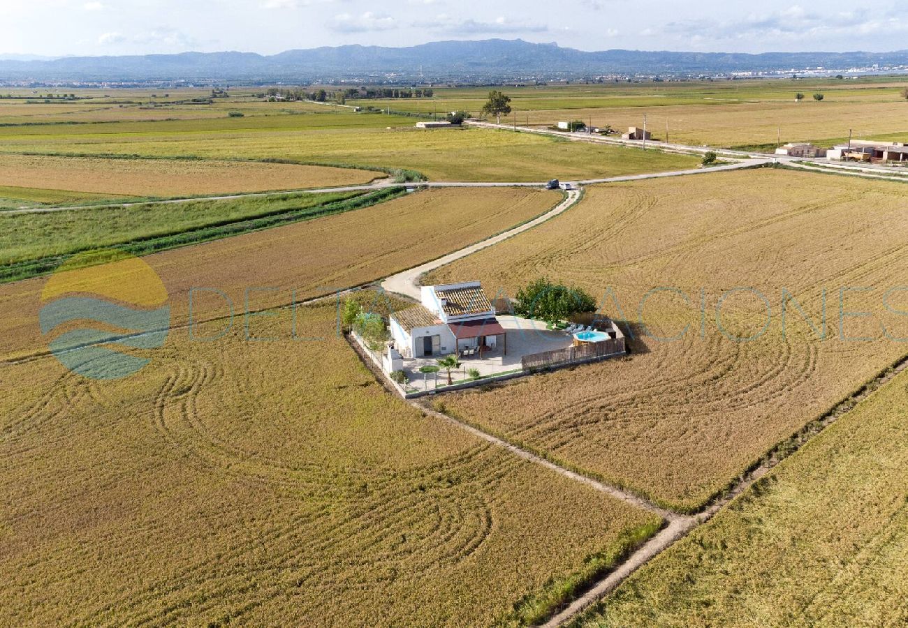 Casa rural en Deltebre - ILLA - Casa rural en el corazón del Delta