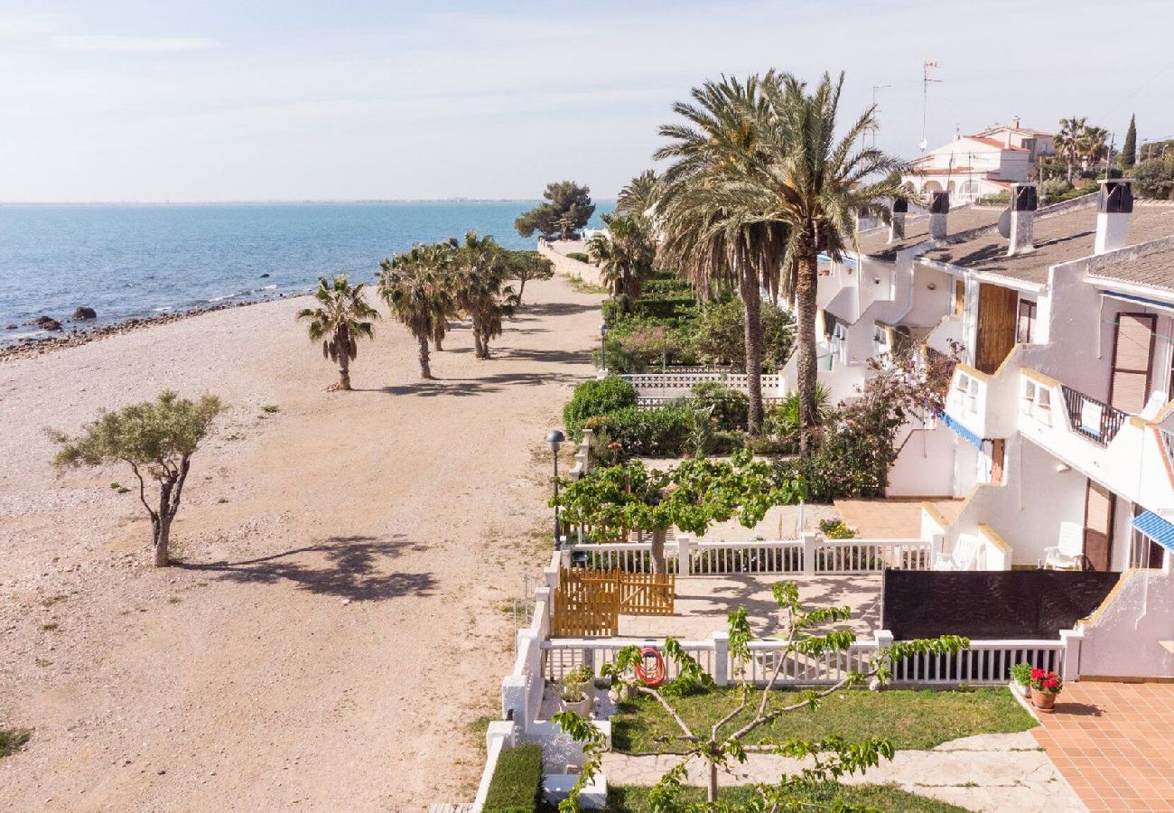 Casa adossada en Ampolla - LLEVANT - Casa de alquiler vacacional en l'Ampolla