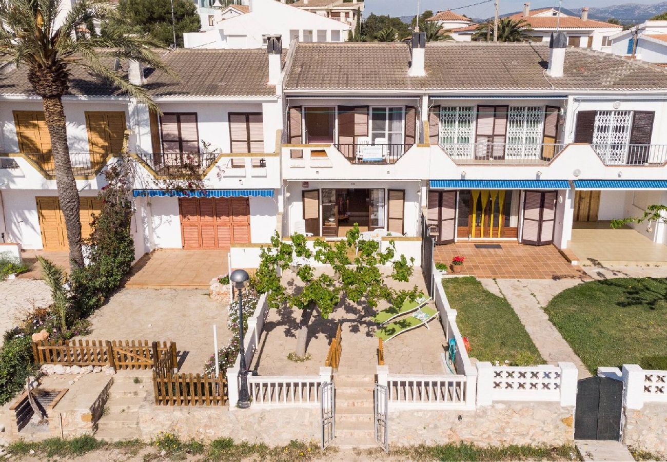 Casa adossada en Ampolla - LLEVANT - Casa de alquiler vacacional en l'Ampolla