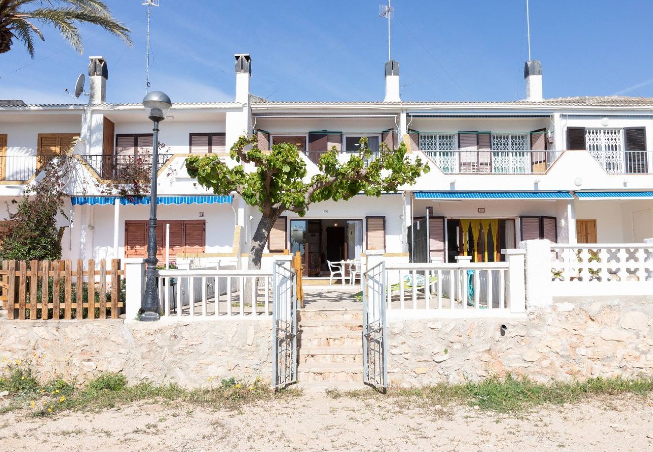 Casa adossada en Ampolla - LLEVANT - Casa de alquiler vacacional en l'Ampolla