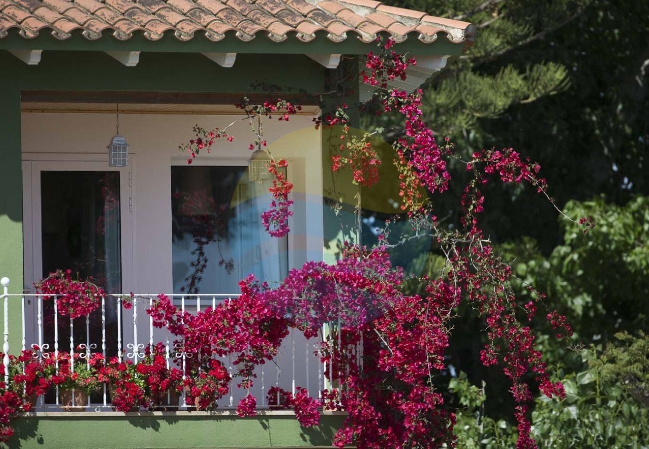 Casa rural en Deltebre - RIUEBRE - Casa Rural para grupos con piscina