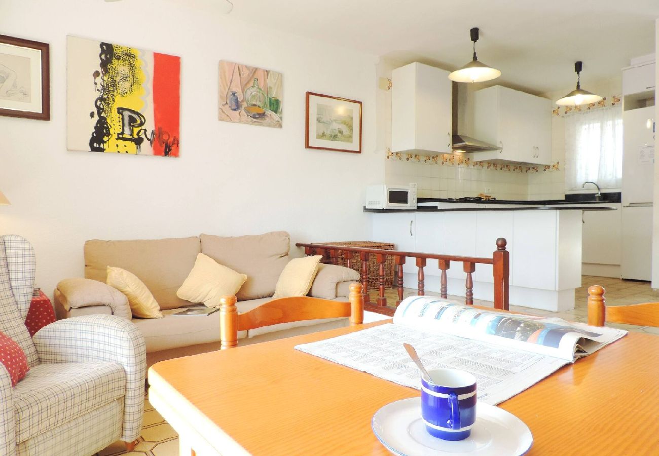 Townhouse in Ampolla - LLIRI - Casa de alquiler vacacional en l'Ampolla