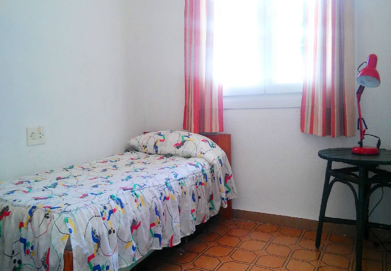 Townhouse in Ampolla - LLIRI - Casa de alquiler vacacional en l'Ampolla