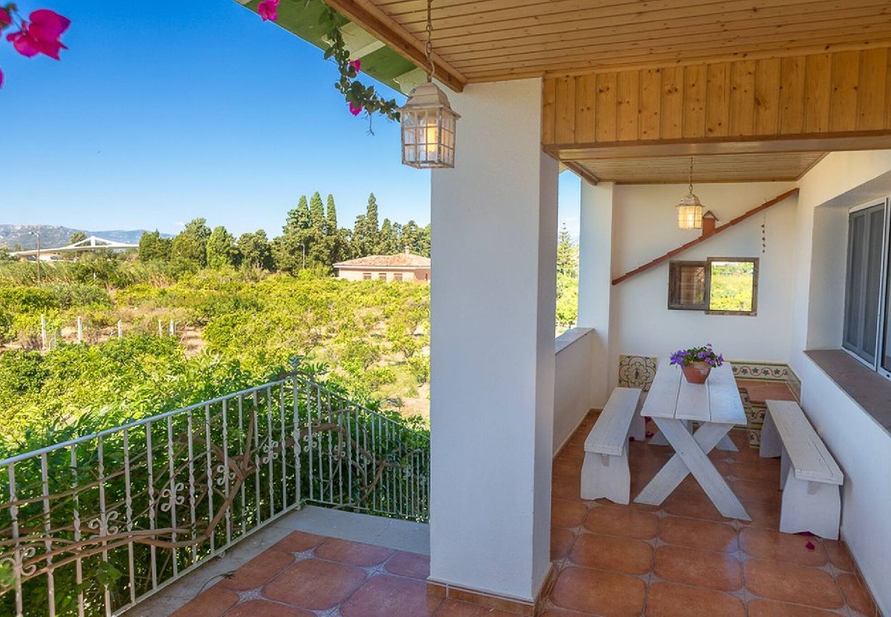 Cottage in Deltebre - RIUEBRE - Casa Rural para grupos con piscina