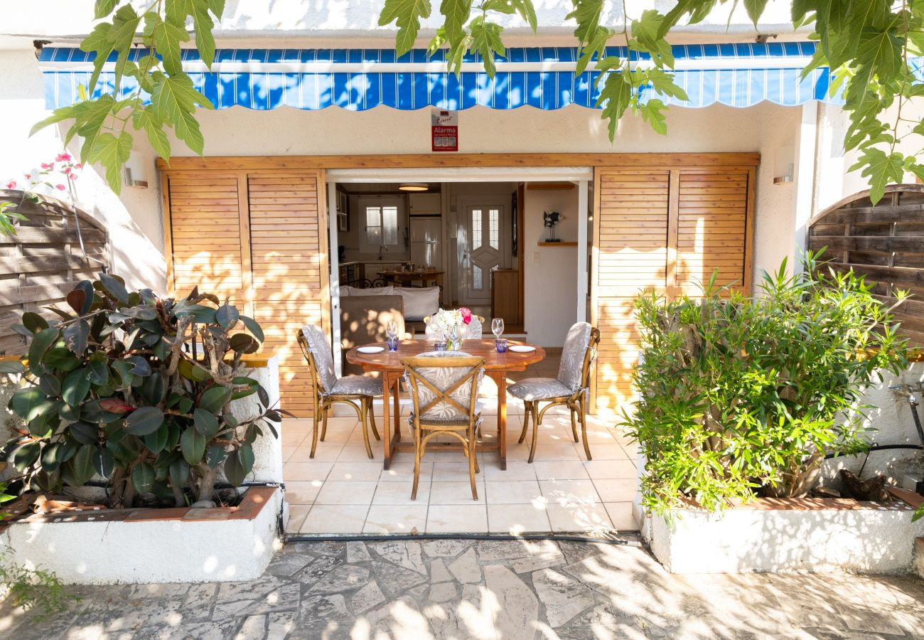 Terraced House in Ampolla - AIGUAMARINA - Amor al mar y la vida