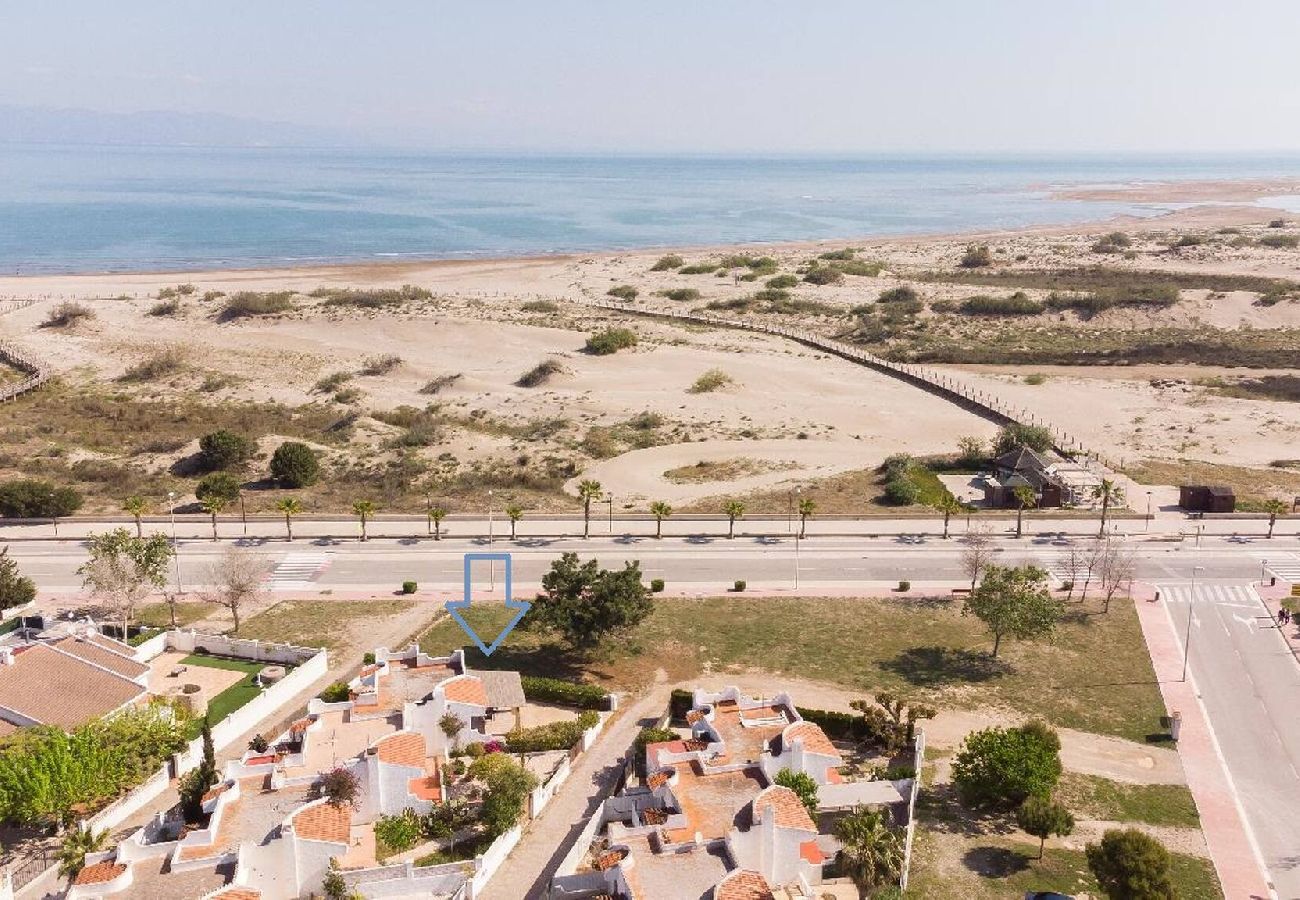 Maison mitoyenne à Riumar - EUSEBIO - Casa en Riumar en primera linea de mar