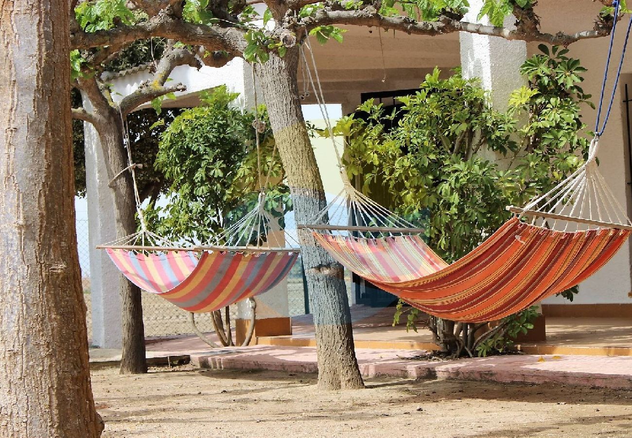 Gîte Rural à Deltebre - PAGALL - Casa rural  para 8 personas en Riumar