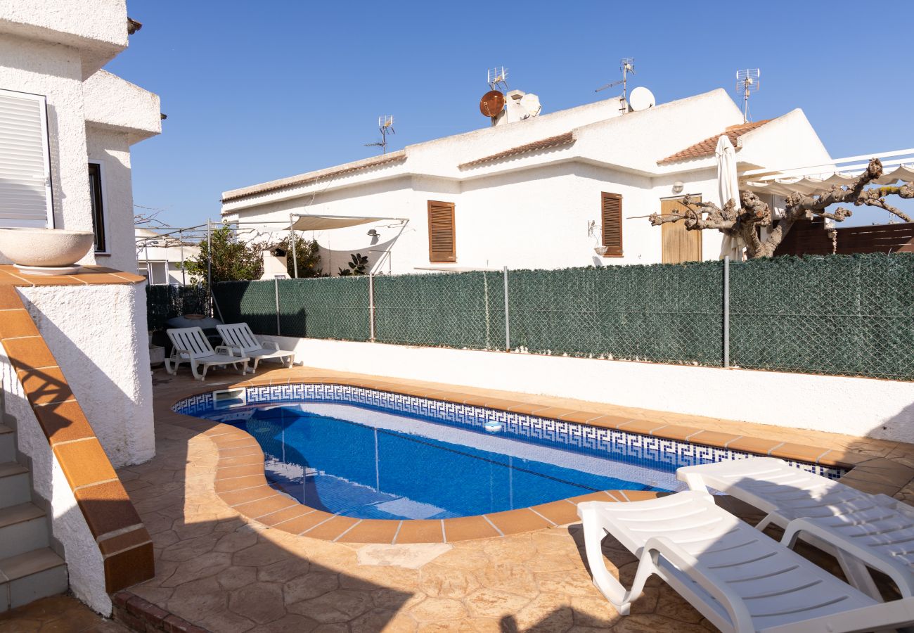 Maison mitoyenne à Riumar - CAMINS - Casa en Riumar con piscina privada