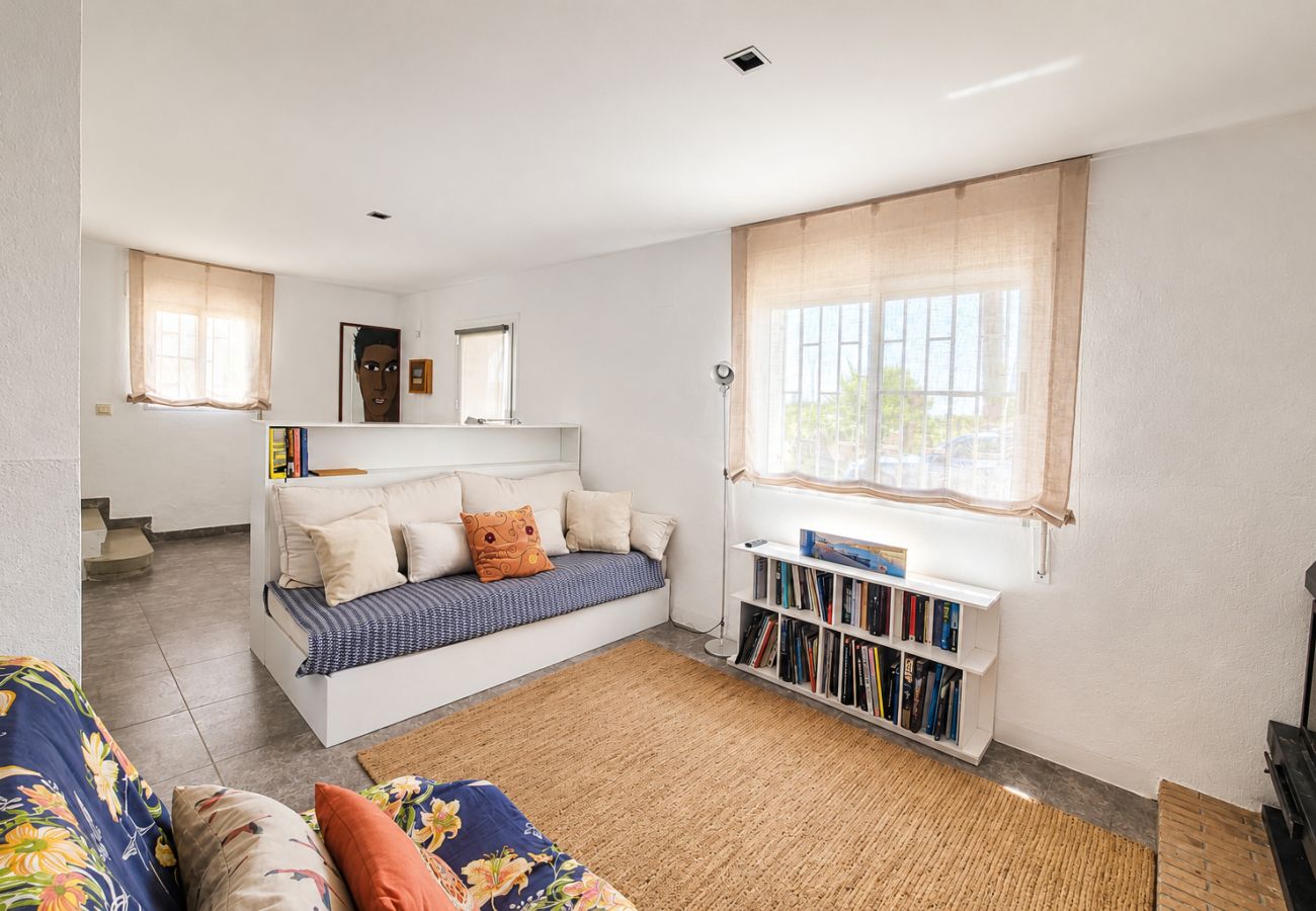 Maison à Poblenou del Delta - LLEVANTADA - Casa con piscina privada i barbacoa
