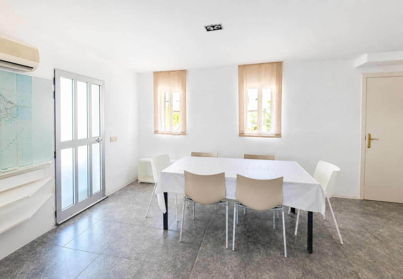 Maison à Poblenou del Delta - LLEVANTADA - Casa con piscina privada i barbacoa