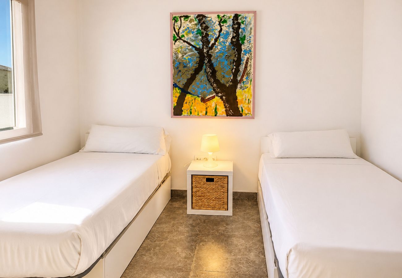 Maison à Poblenou del Delta - LLEVANTADA - Casa con piscina privada i barbacoa