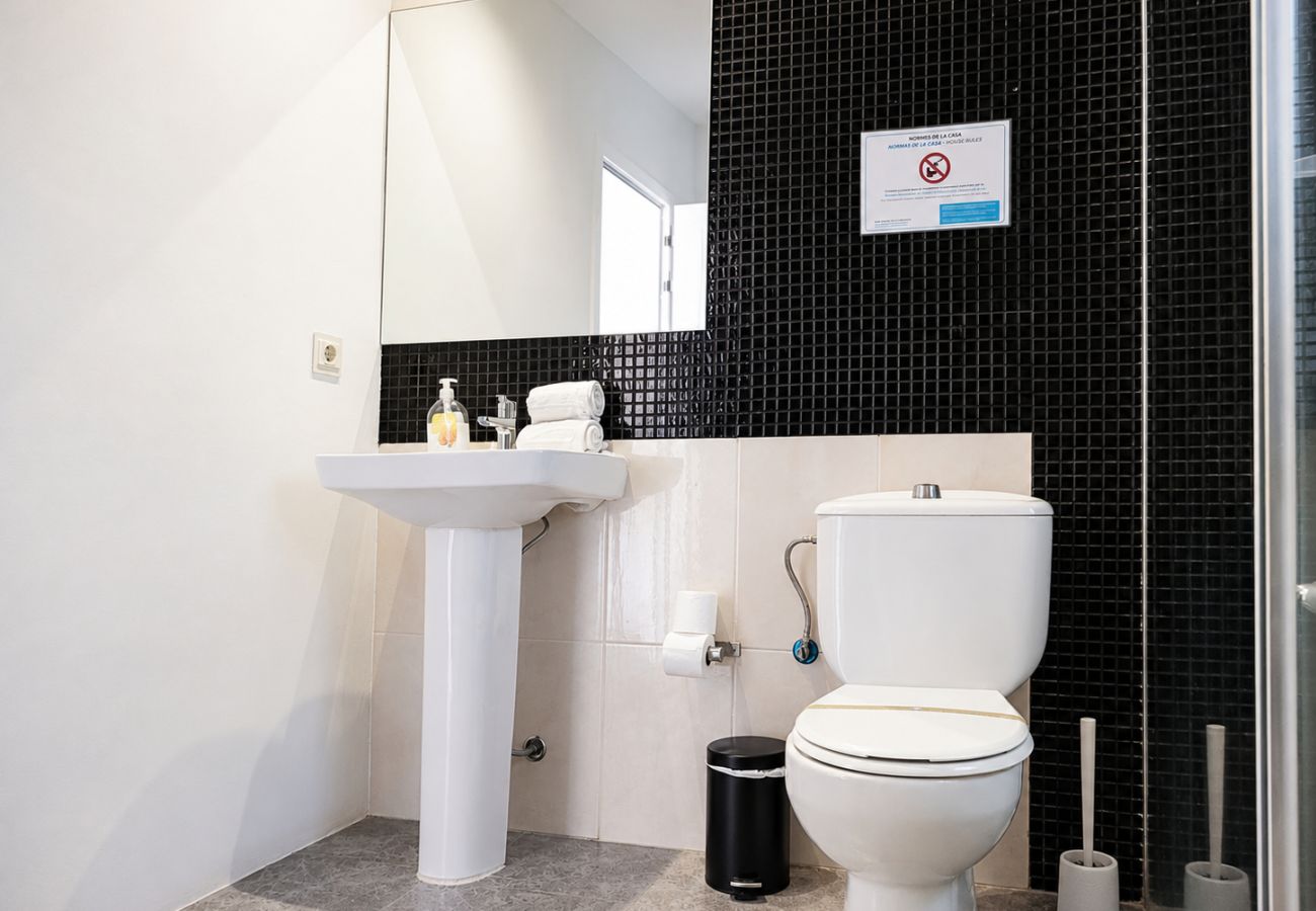 Maison à Poblenou del Delta - LLEVANTADA - Casa con piscina privada i barbacoa
