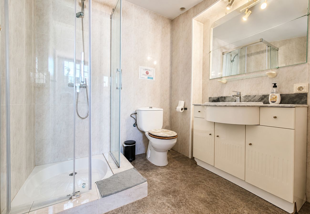 Maison à Poblenou del Delta - LLEVANTADA - Casa con piscina privada i barbacoa