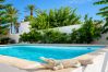 Maison à Poblenou del Delta - LLEVANTADA - Casa con piscina privada i barbacoa